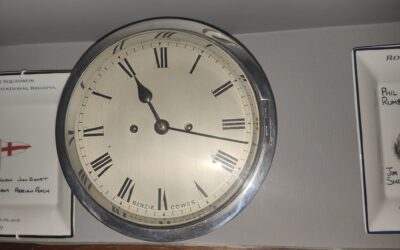 Member’s Bar Clock